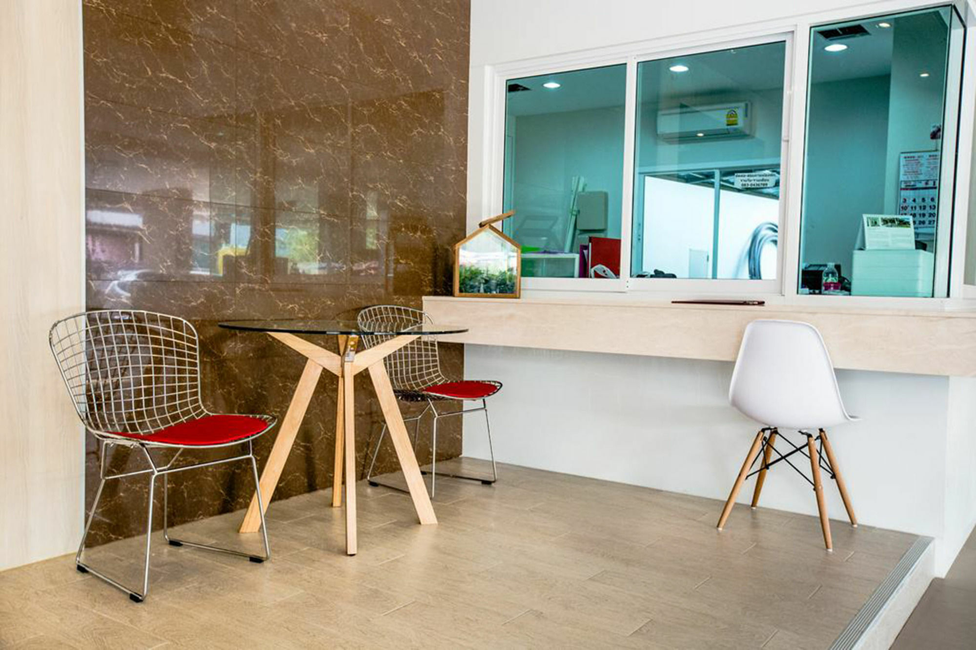 Central Place Serviced Apartment Angsila Chonburi Eksteriør billede